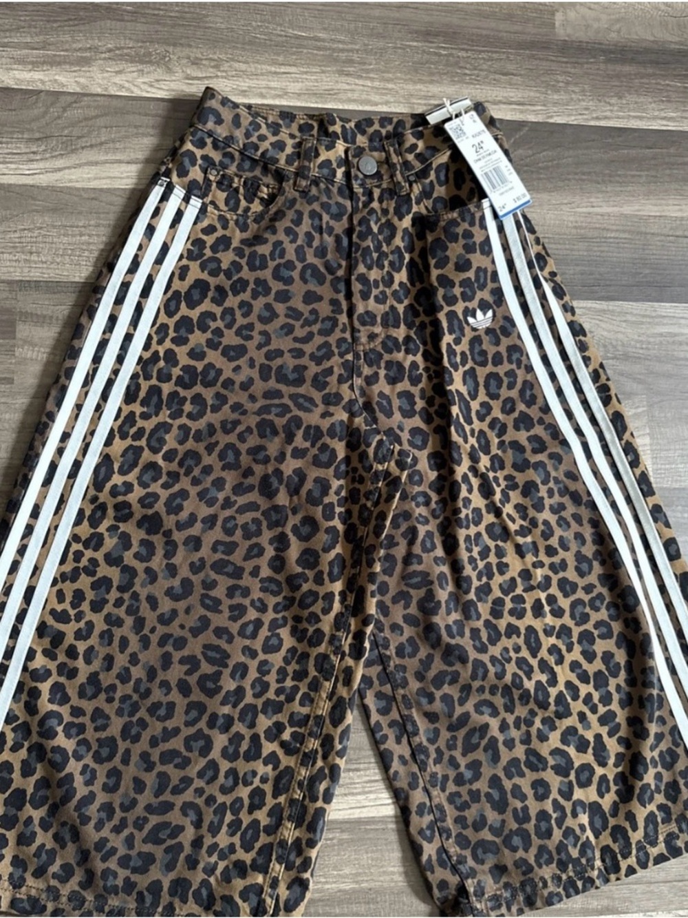 NWT Adidas leopard print Bermuda shorts size 24